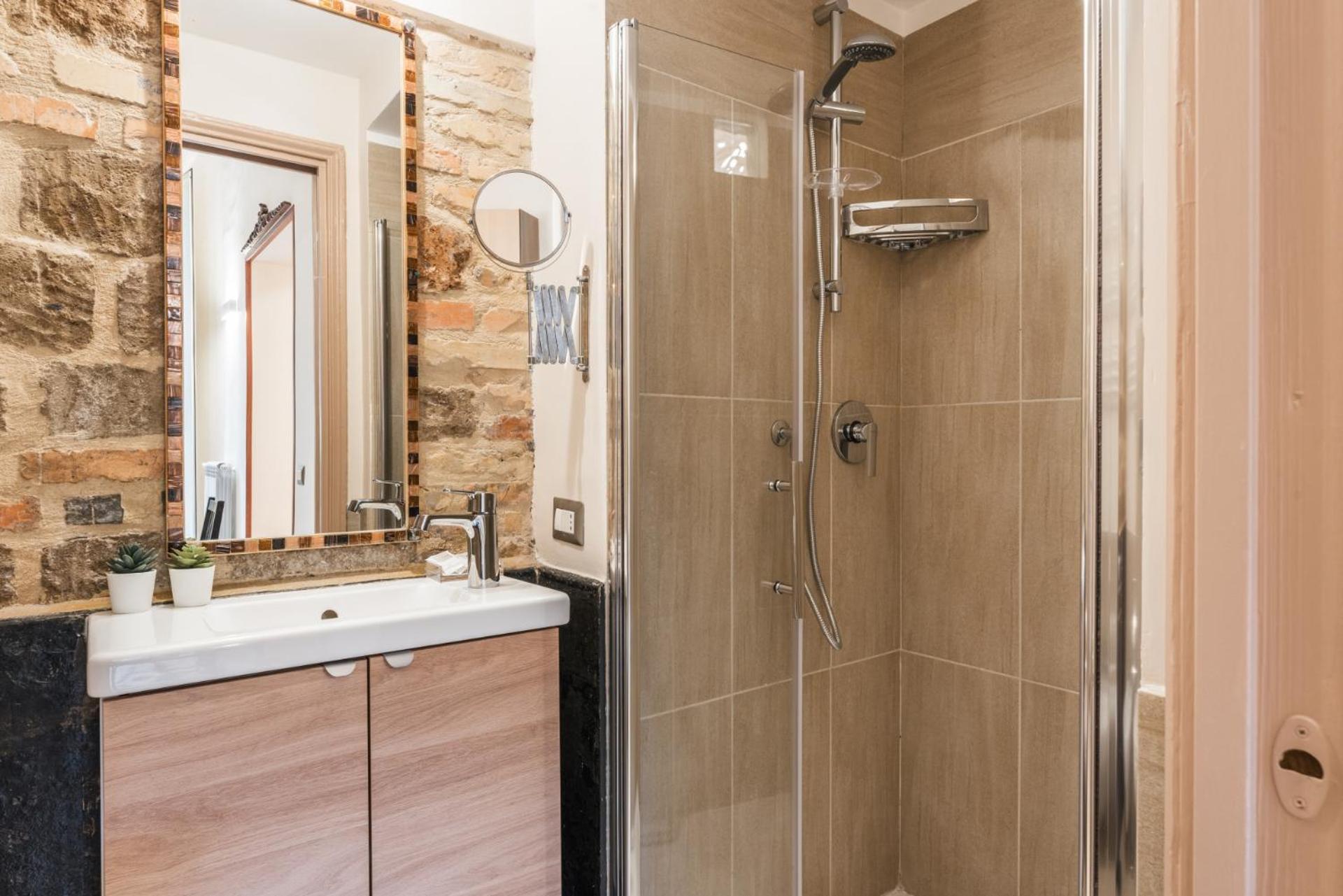 The Best Rent - Two-Bedroom Apartment Near Fori Imperiali Rome Extérieur photo